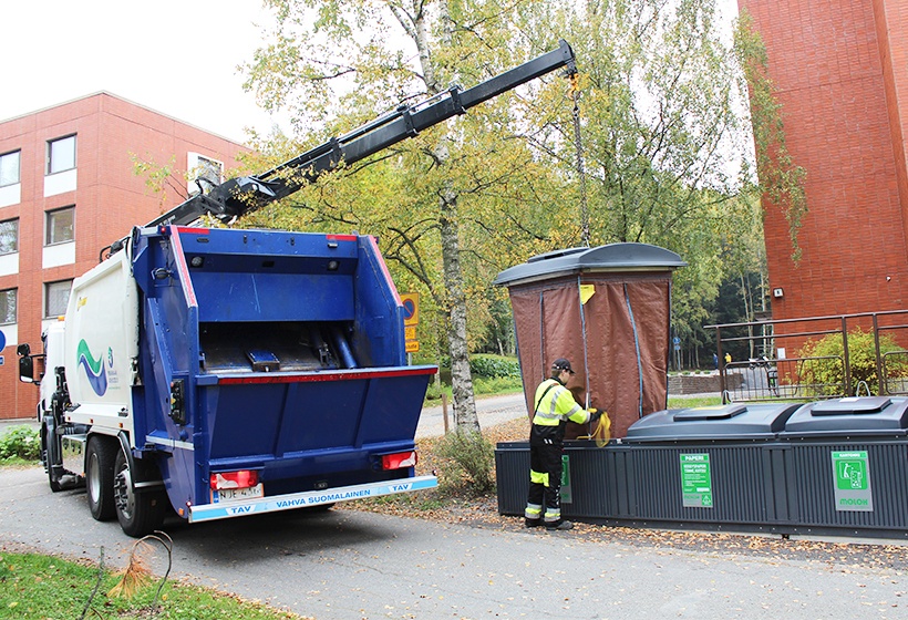 garbage-truck-driver-s-work-can-be-light-and-comfortable