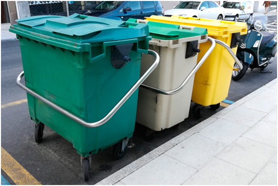 Contenedores de reciclaje vs. Isla de reciclaje?